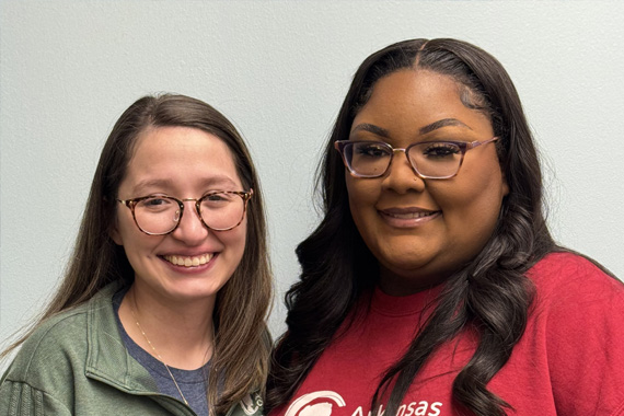 Equipo de Resonancia Magnética de HBCD: En la foto: Elizabeth Oest y Kennedy Taylor No aparecen en la foto: Xiawei Ou, Andrew James, Madisyn Ehrlich, Allie Bailey